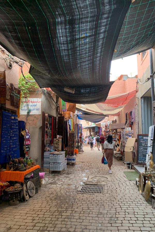 how to tip in morocco