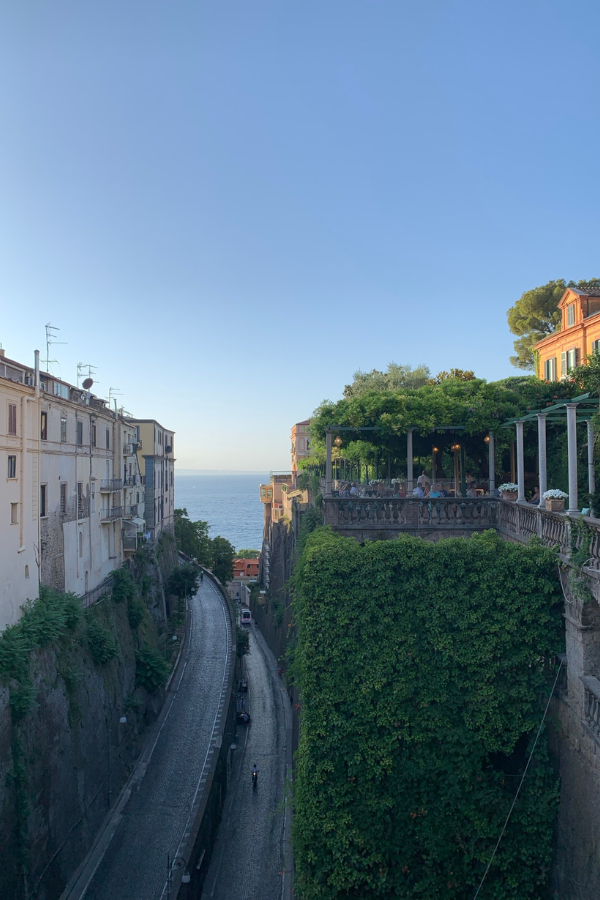 how to get from sorrento to amalfi and positano